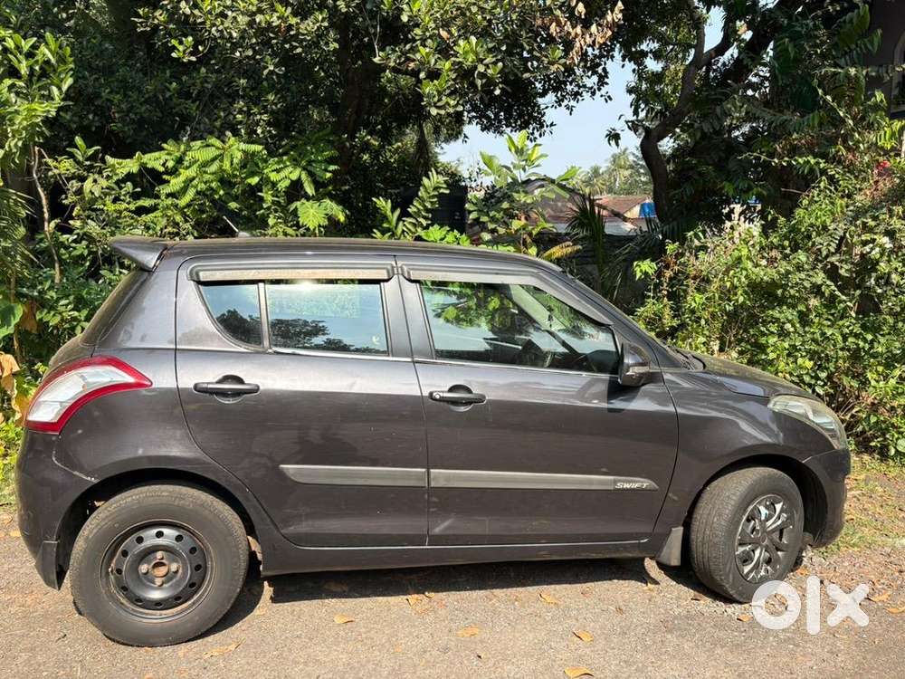 Maruti Suzuki Swift 2016 Petrol 135000 Km Driven