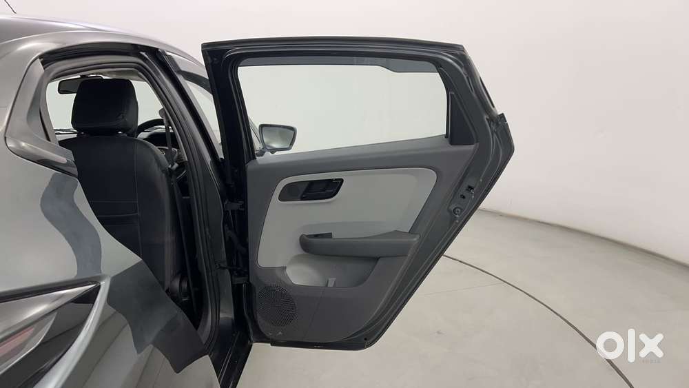 Tata Altroz 1.2 Xt, 2020, Petrol