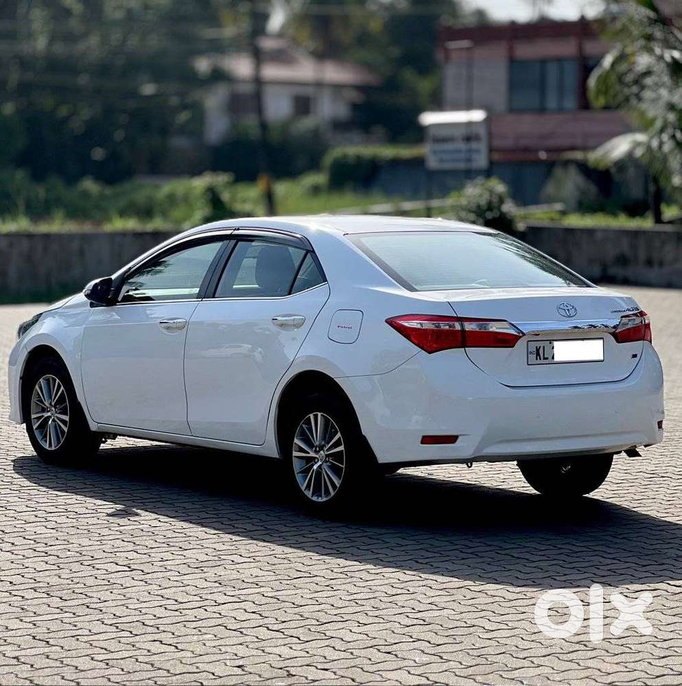 Toyota Corolla Altis Vl, 2016, Petrol