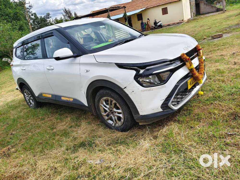 Kia Carens 2024