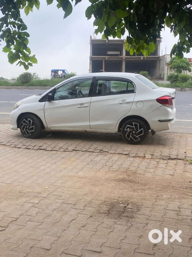 Honda Amaze Petrol +cng 2015 Model All Ok Car