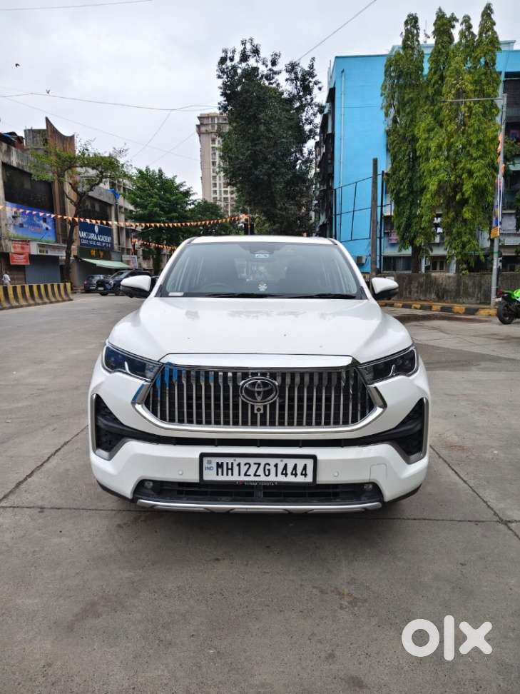 Toyota Innova Hycross 2.0 Zx Hybrid 7 Str, 2026, Petrol