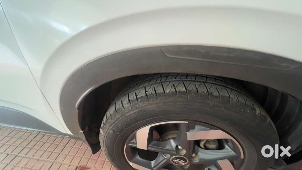 Hyundai Venue Petrol 2019