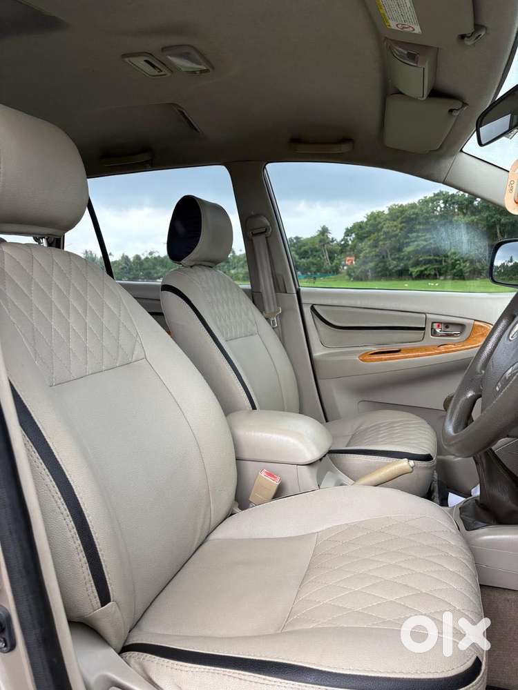 Toyota Innova 2.5 Ev Ps 8 Str, 2011, Diesel