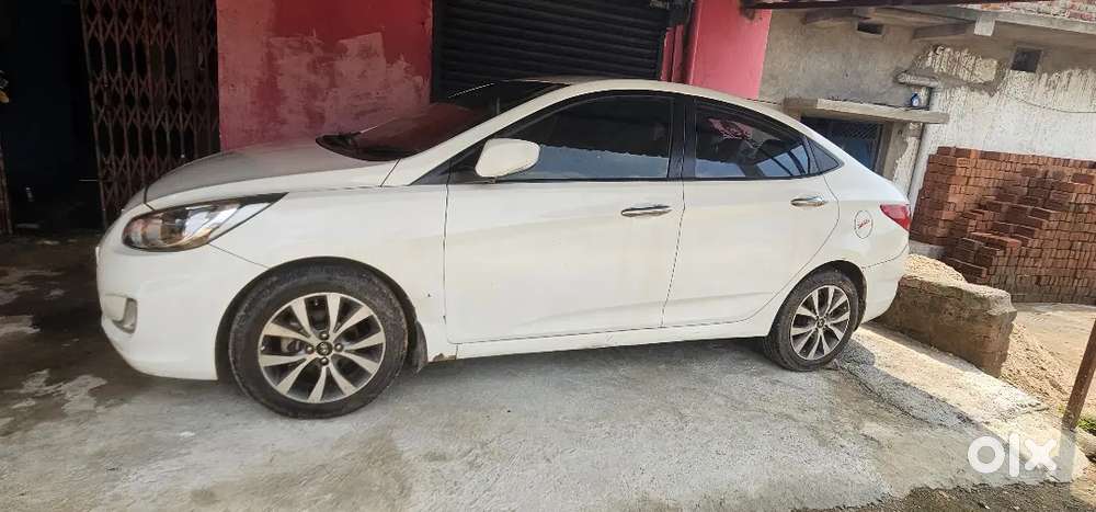 Hyundai Verna 2015 Diesel 970000 Km Driven