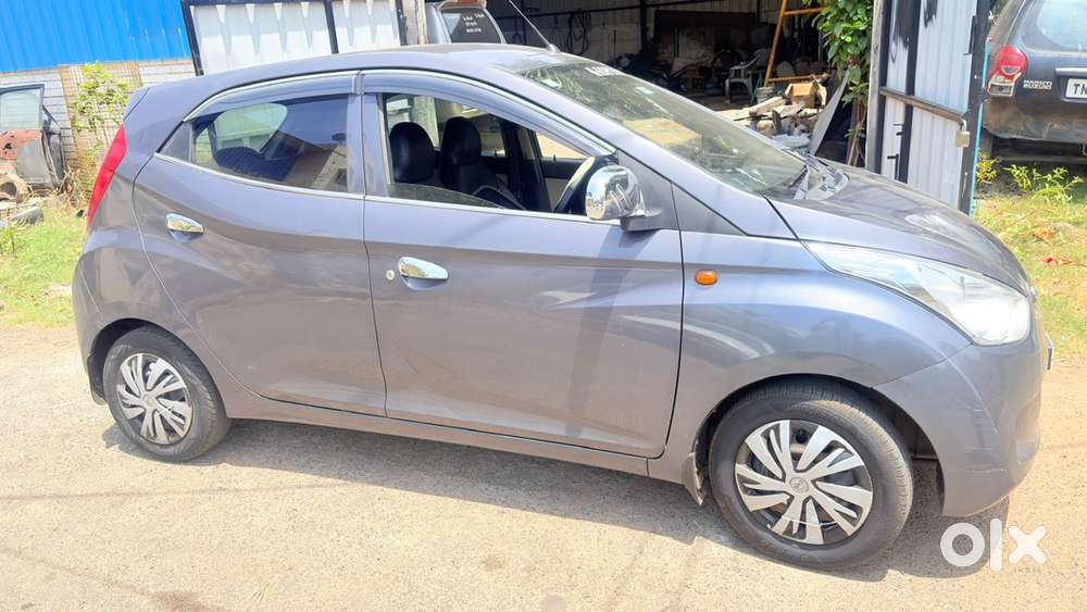 Hyundai Eon Petrol Manual Magna+ 2017