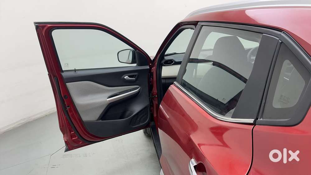 Nissan Magnite 1.0 Xv, 2023, Petrol