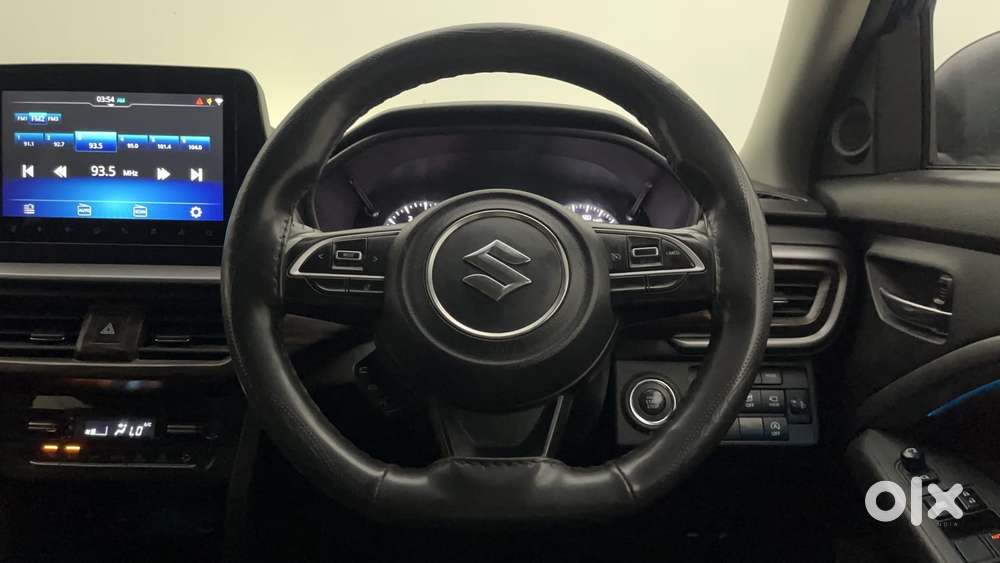 Maruti Suzuki Brezza 1.5 Zxi Plus Smart Hybrid Dual Tone, 2023, Petr..