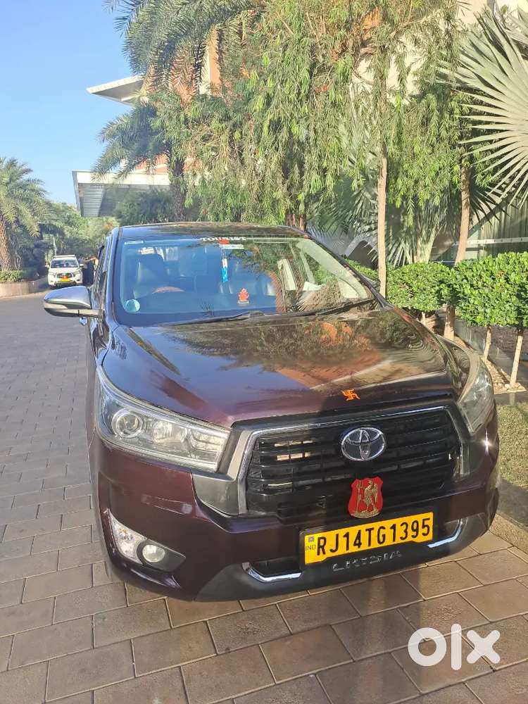 Toyota Innova Crysta 2.4 Z 2017