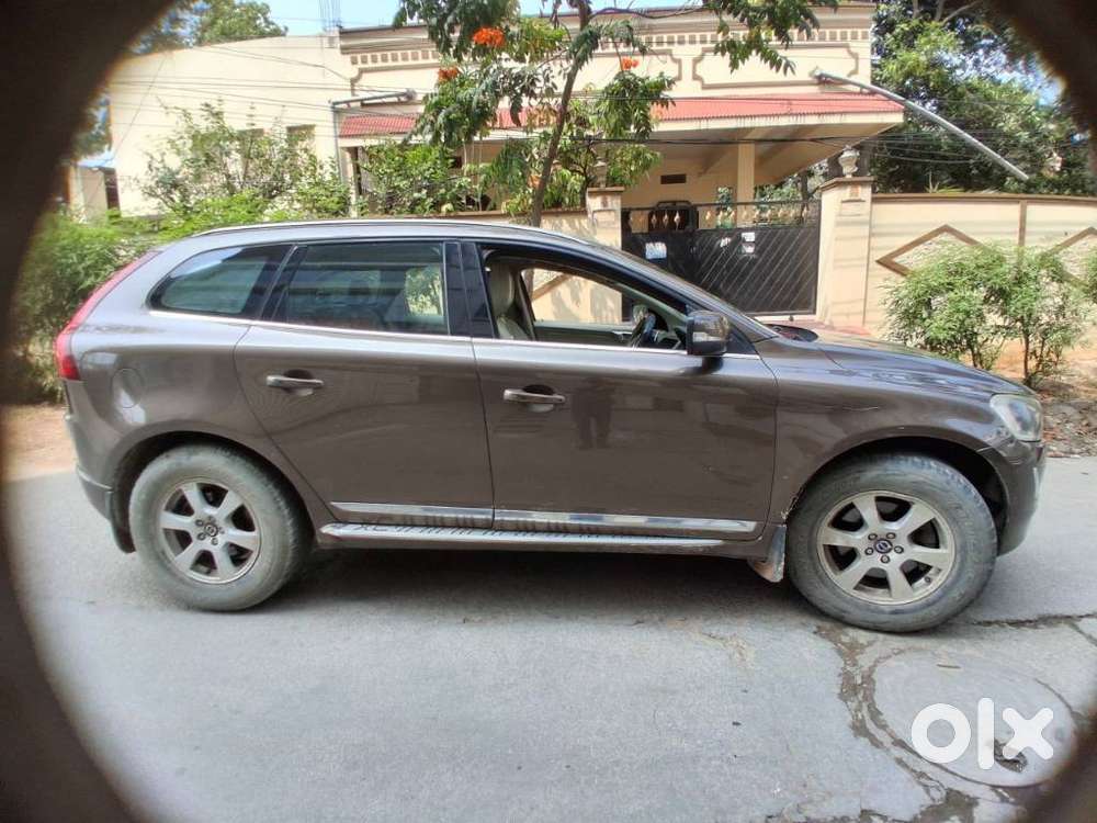 Volvo Xc60 D5 Awd Automatic, 2014, Diesel