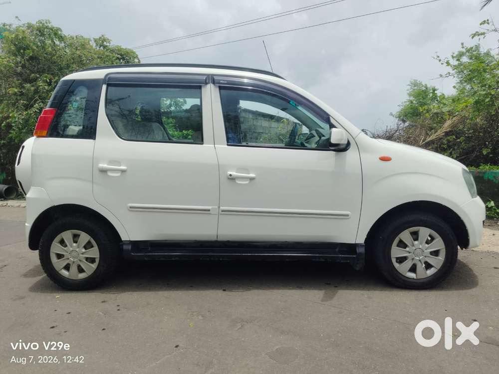 Mahindra Quanto C6, 2014, Diesel