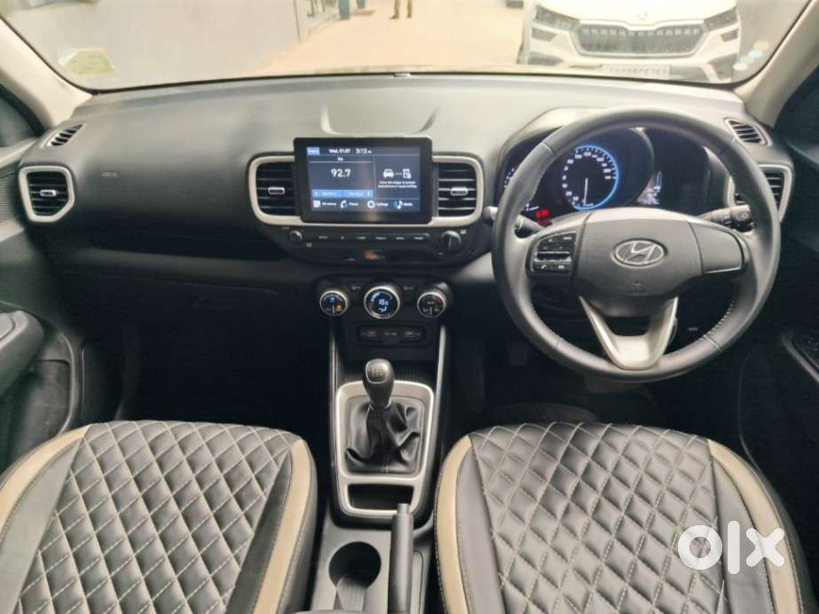 Hyundai Venue 1.2 S Plus, 2022, Petrol