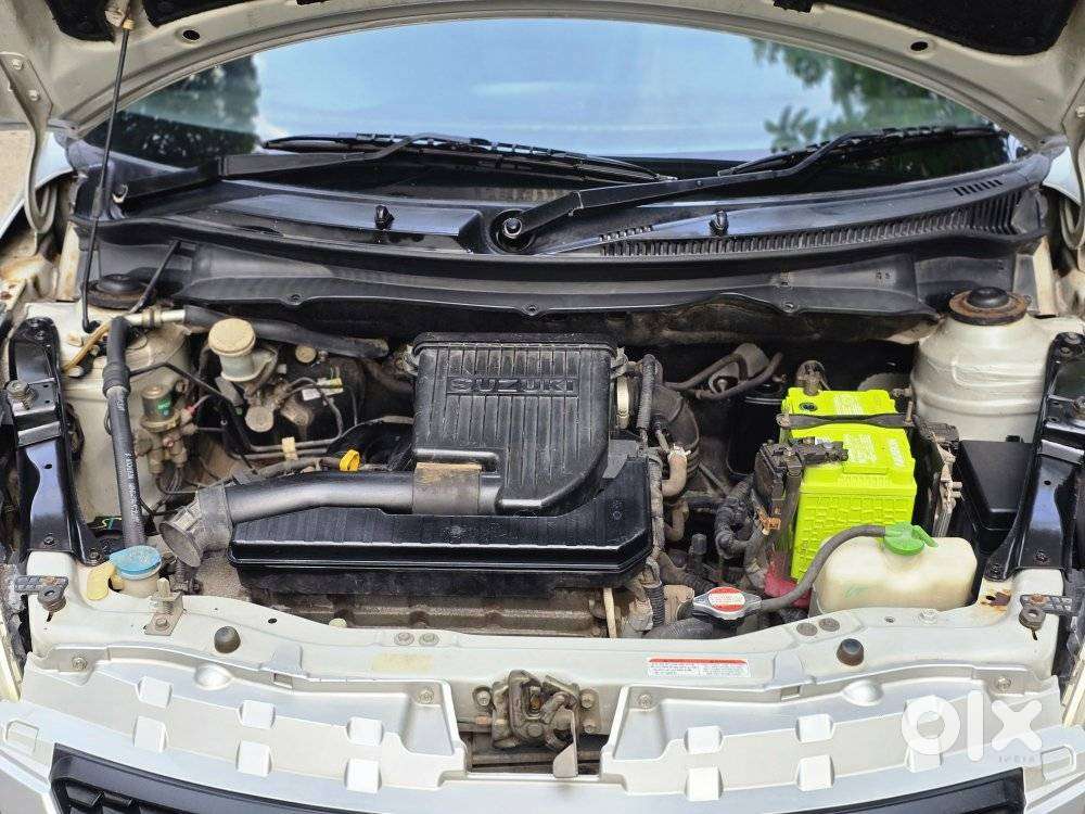 Maruti Suzuki Swift Vxi + Manual, 2013, Petrol
