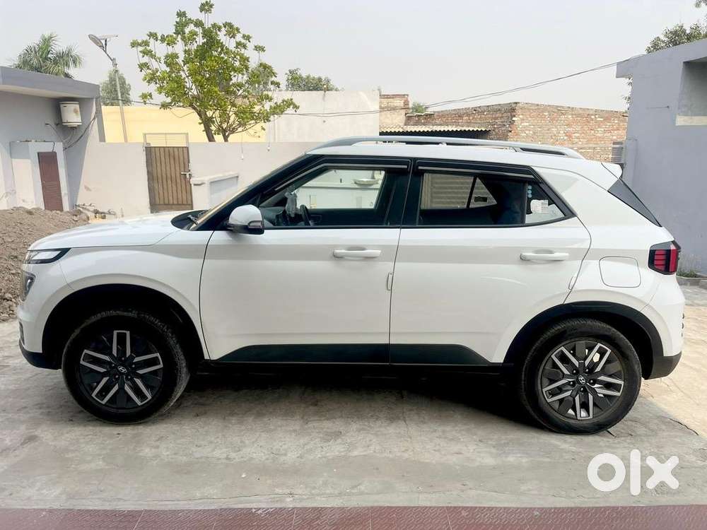 Hyundai Venue 2023 Diesel Good Condition