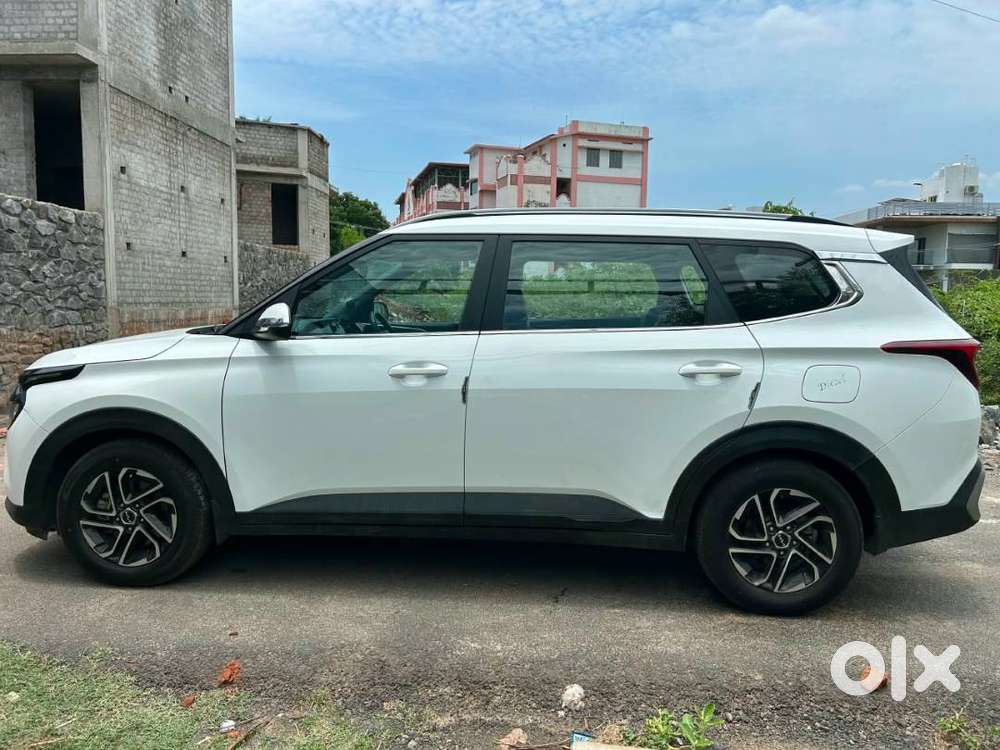 Kia Carens Prestige + Diesel At2024