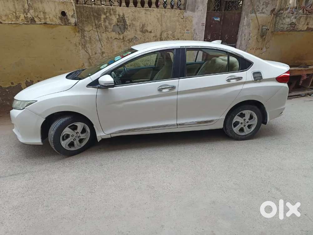 Honda City  November 2016 First Owner Petrol Car Top Model