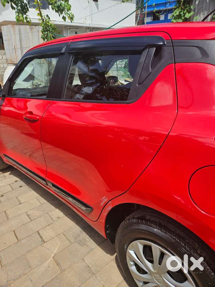 Maruti Suzuki Swift Vxi + Manual, 2021, Petrol