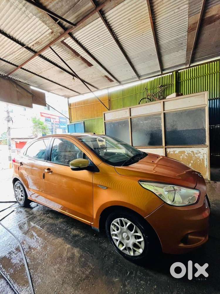Ford Car Manual 2016
