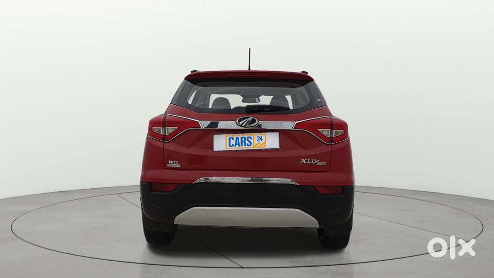 Mahindra Xuv300 1.2 W8 (o) Amt Petrol, 2022, Petrol