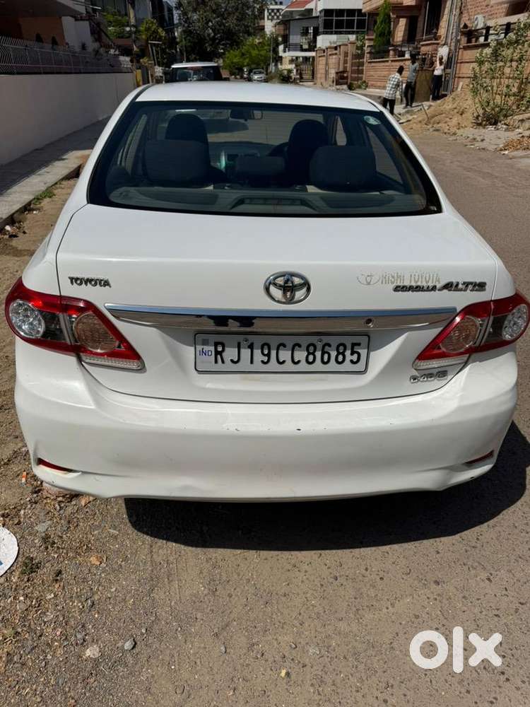 Toyota Corolla Altis 2012 Diesel Showroom Condition