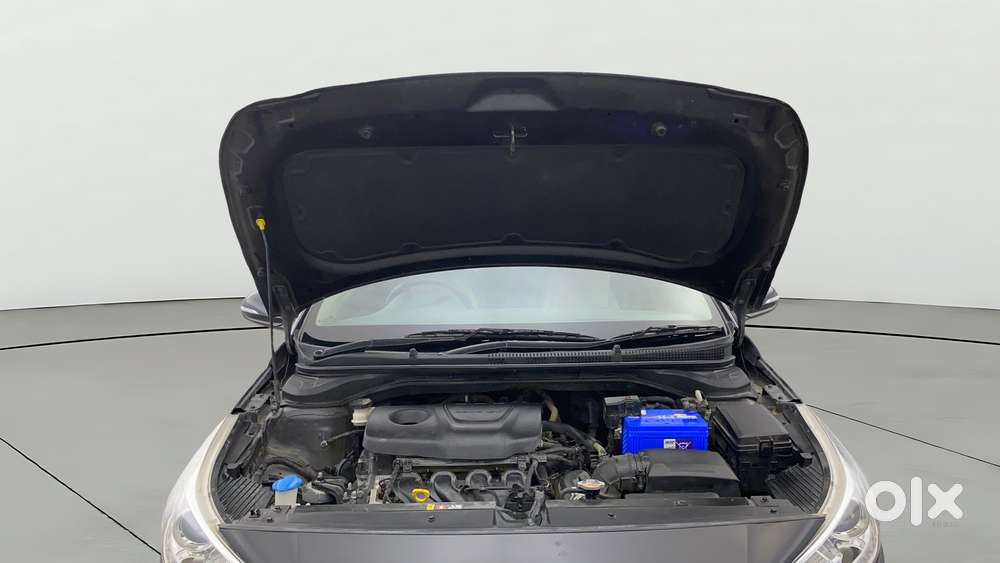 Hyundai Verna 1.6 Sx (o) Vtvt, 2018, Petrol