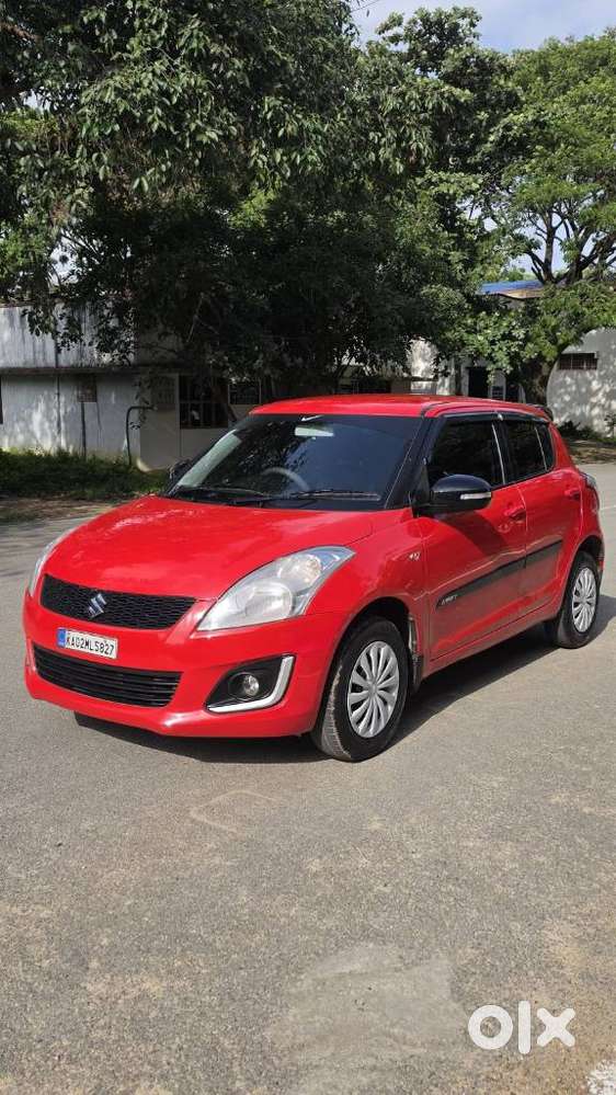 Maruti Suzuki Swift Vxi 1.2 Abs Bs-iv, 2016, Petrol