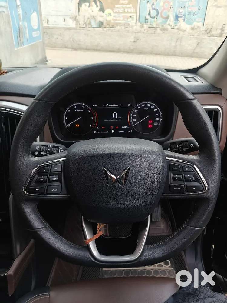 Scorpio N Z8 Select Automatic Black