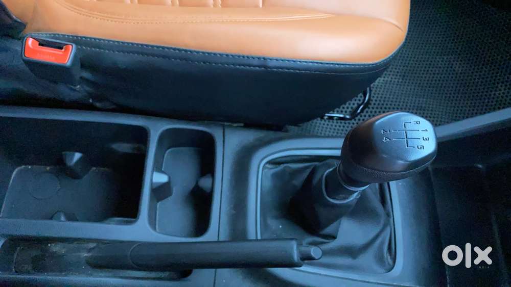 Renault Triber Rxl, 2024, Petrol