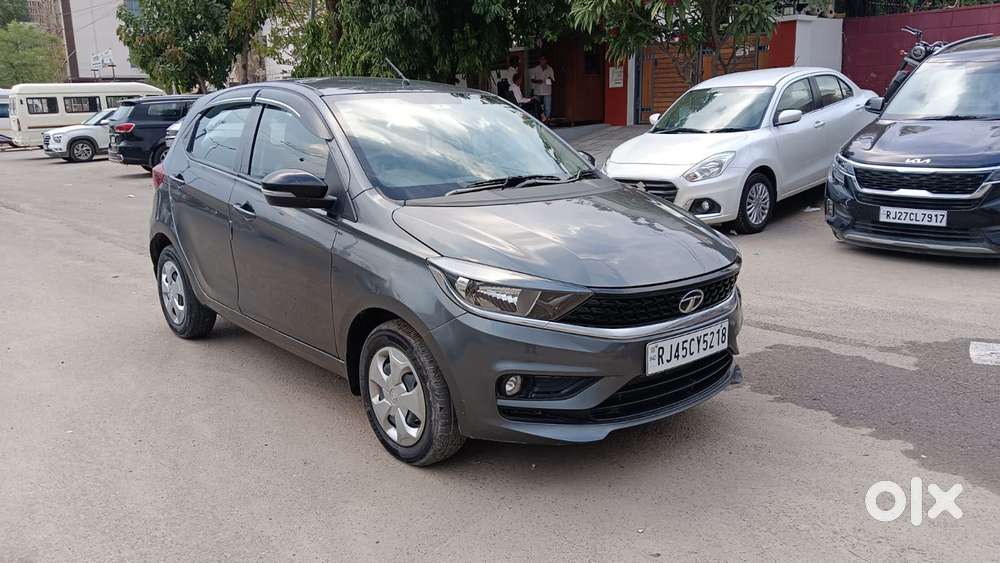 Tata Tiago 1.2 Revotron Xt (o), 2023, Petrol