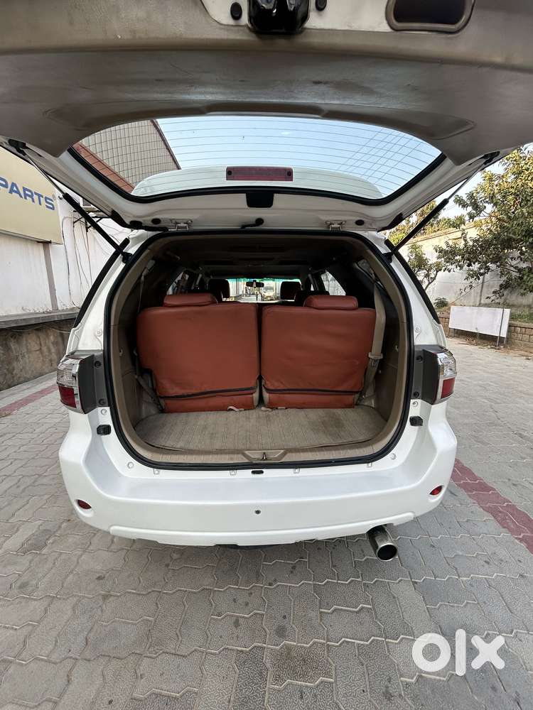 Toyota Fortuner 3.0 4x4 Manual, 2010, Diesel