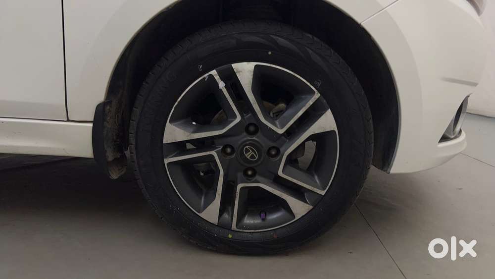 Tata Tigor Xz, 2017, Petrol