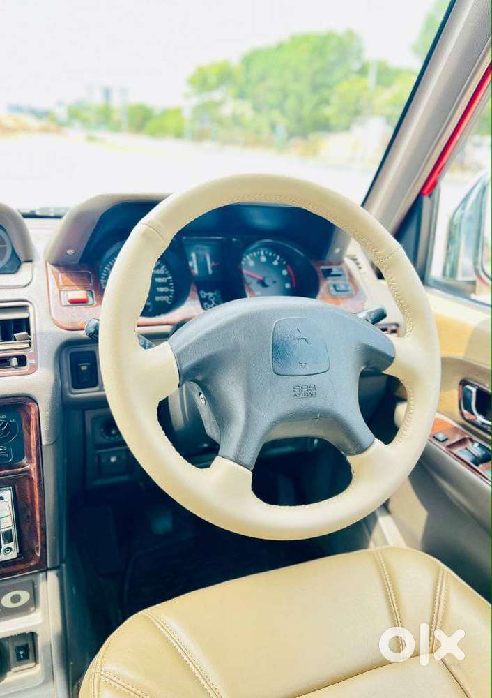 Mitsubishi Pajero 2.8 Sfx Bsiv Dual Tone, 2012, Diesel