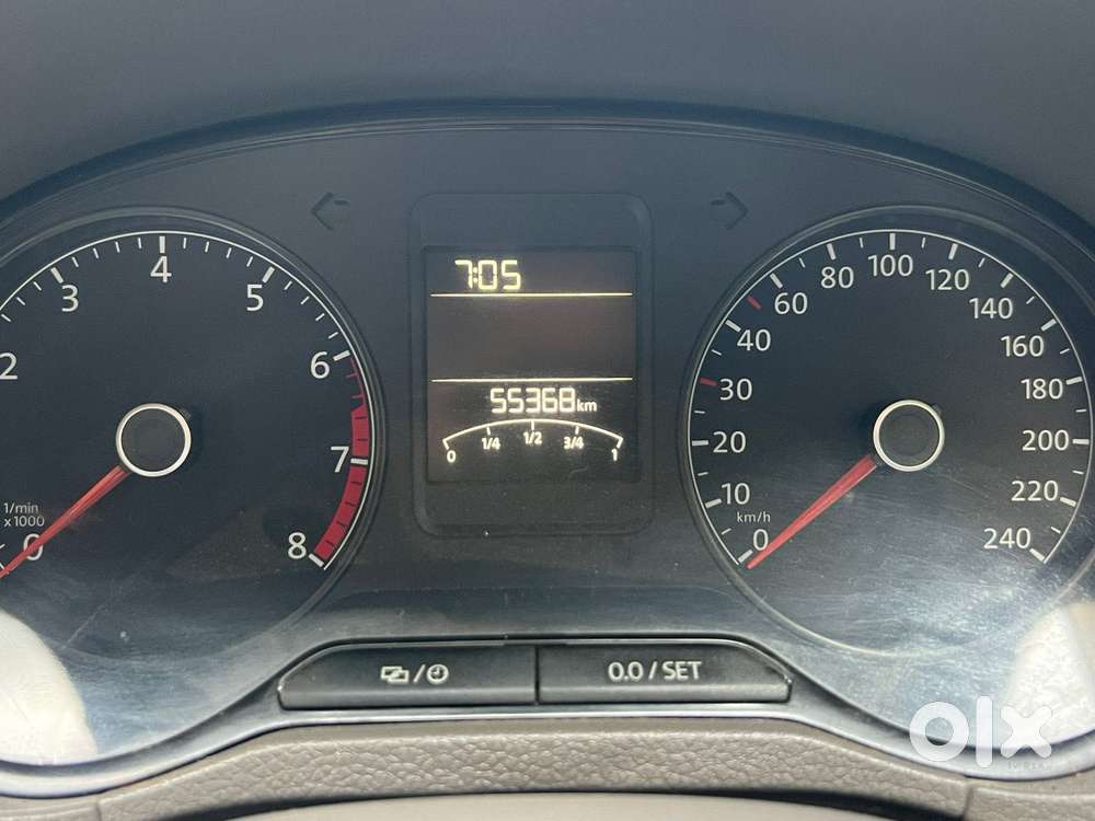 Volkswagen Vento 2010-2013 Petrol Highline, 2015, Petrol