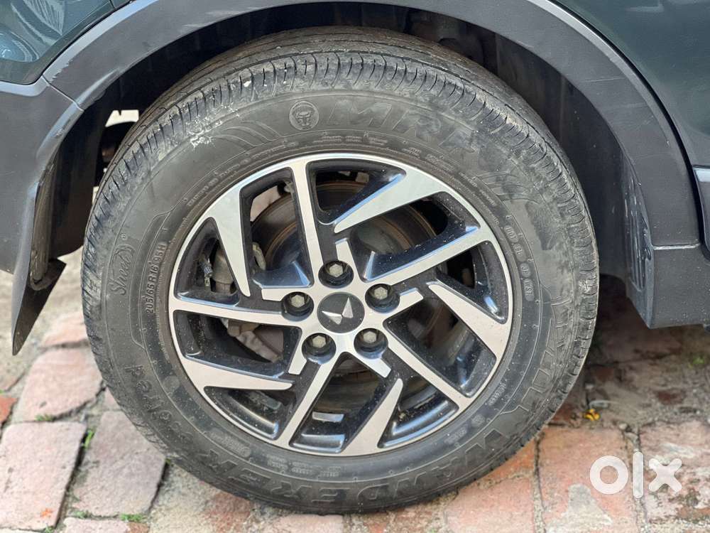 Mahindra Xuv300 W8 Option, 2023, Petrol