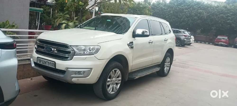 Ford Endeavour 3.2 L Titanium 2017