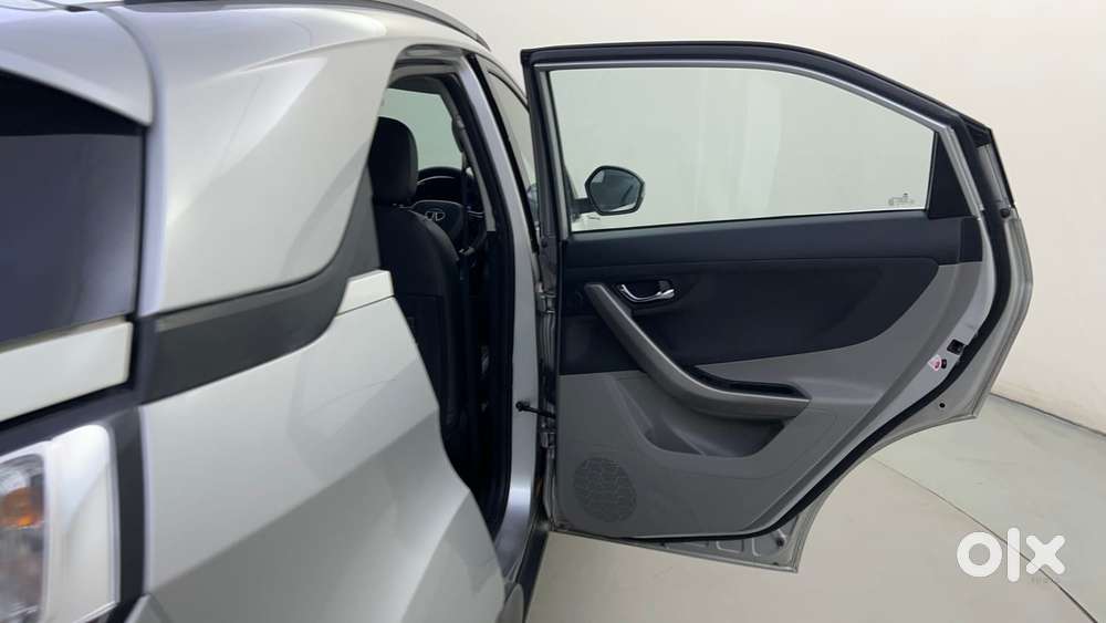 Tata Nexon 1.2 Revotron Xza Plus (l), 2018, Petrol