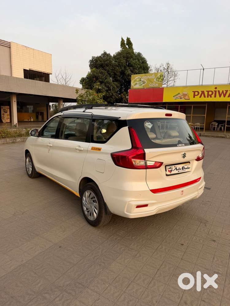 Maruti Suzuki Ertiga 2022-2023 Vxi Cng, 2023, Cng & Hybrids