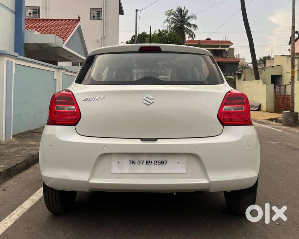 Maruti Suzuki Swift Lxi Option, 2024, Petrol