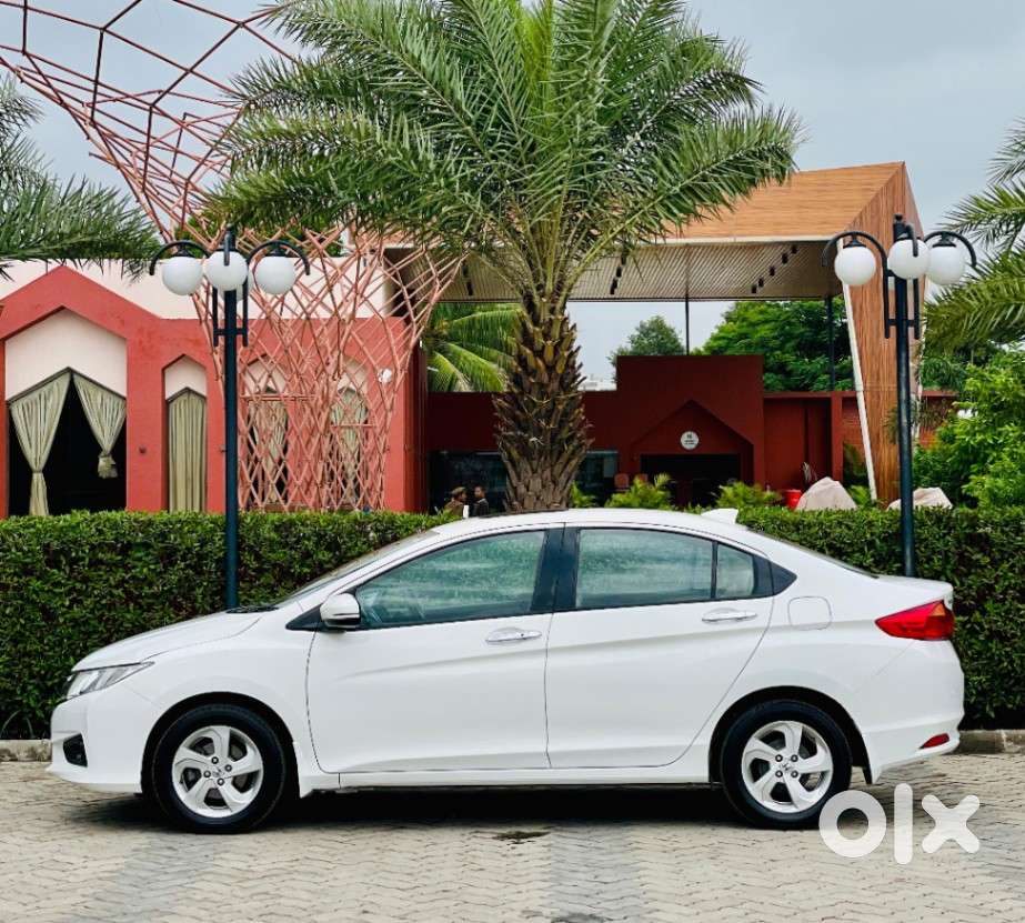 Honda City 2015-2017 I Vtec Cvt Vx, 2016, Cng & Hybrids