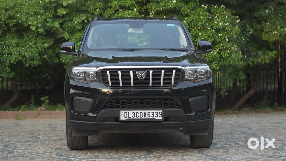 Mahindra Scorpio N Z4 Petrol Mt 7 Str, 2024, Petrol