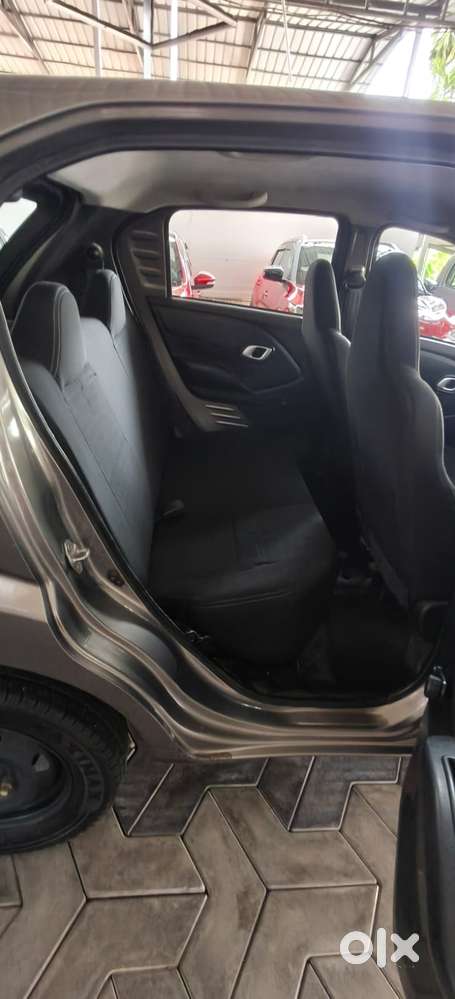 Datsun Redigo 1.0 S, 2018, Petrol