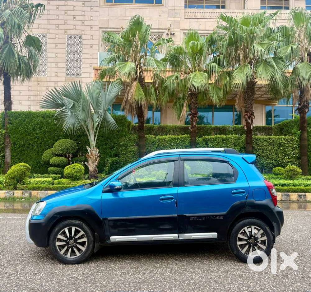 Toyota Etios Cross 1.2l G, 2015, Cng & Hybrids