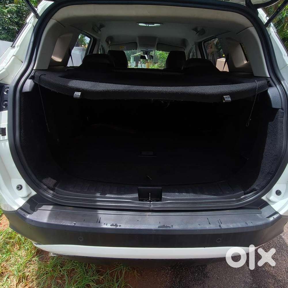 2019 Tata Harrier Xm