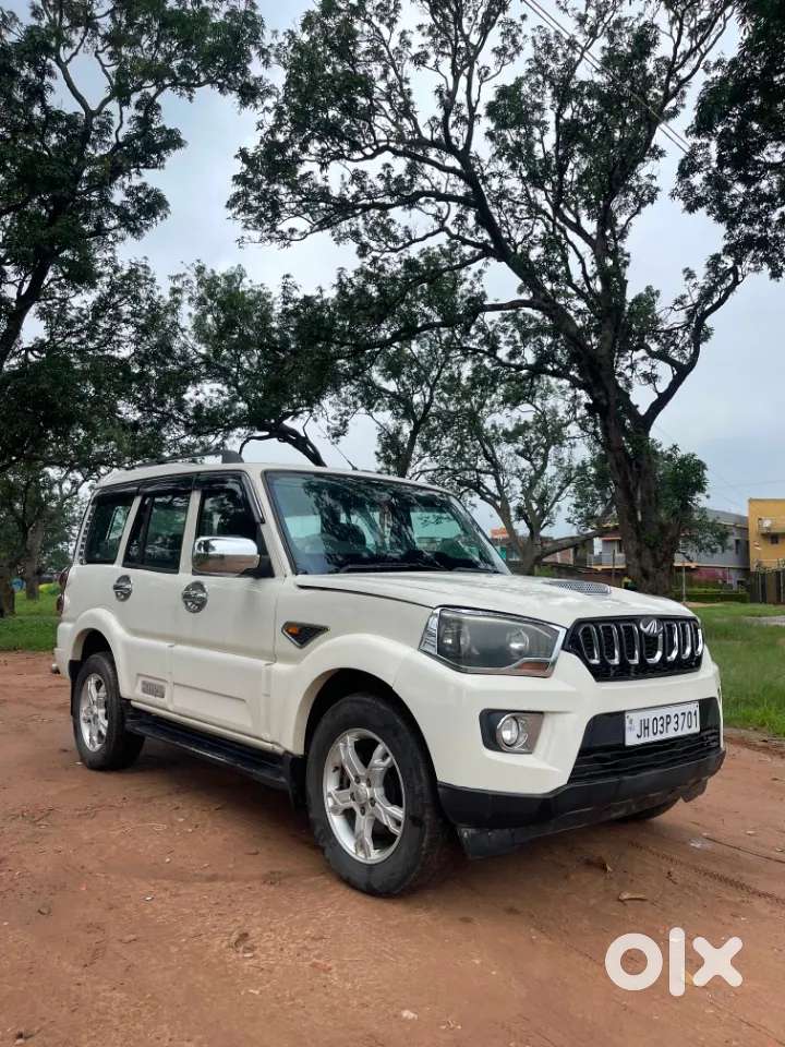 Mahindra Scorpio Intelli Hybrid S6 Plus, 2017, Diesel