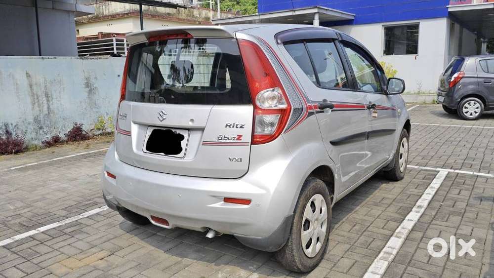 Maruti Suzuki Ritz Vxi, 2013, Petrol