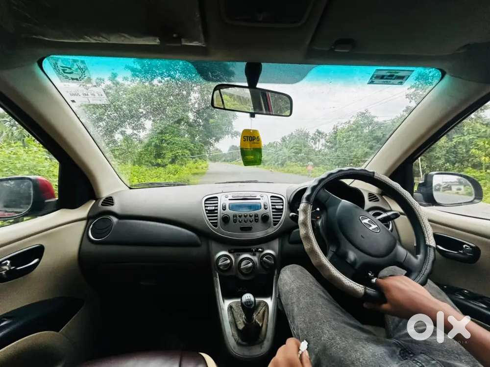 Hyundai I10 Sportz Petrol Manual 2012