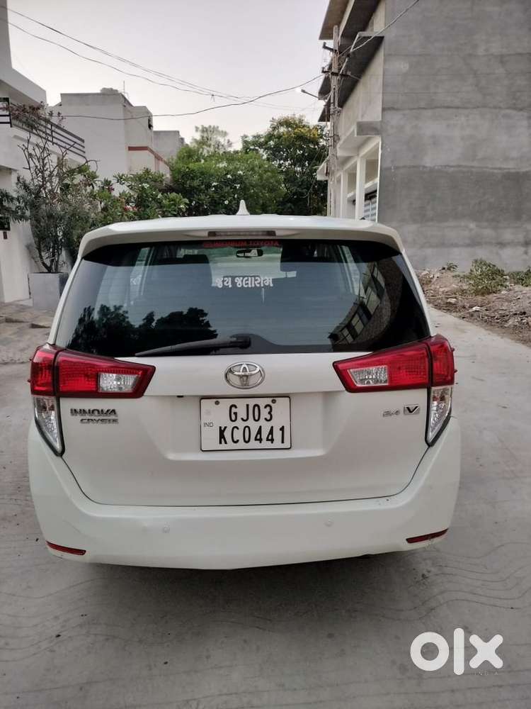 Toyota Innova Crysta 2017 Diesel Manual
