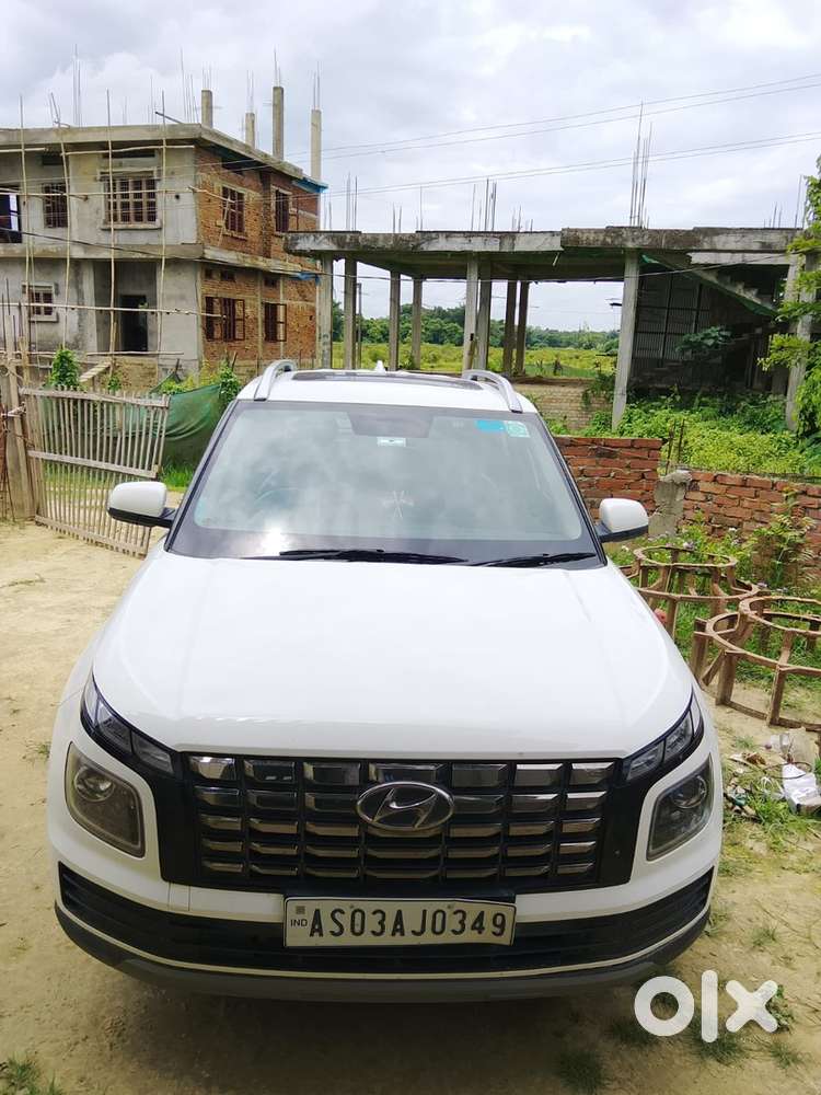 Hyundai Venue Petrol 2023
