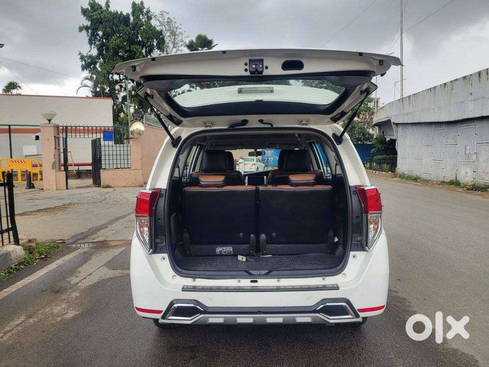 Toyota Innova Crysta 2.8 Gx At 7 Str, 2019, Diesel