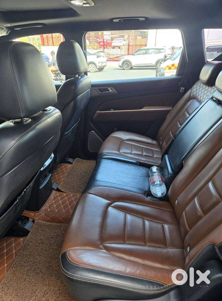 Mahindra Alturas G4 4wd At, 2019, Diesel